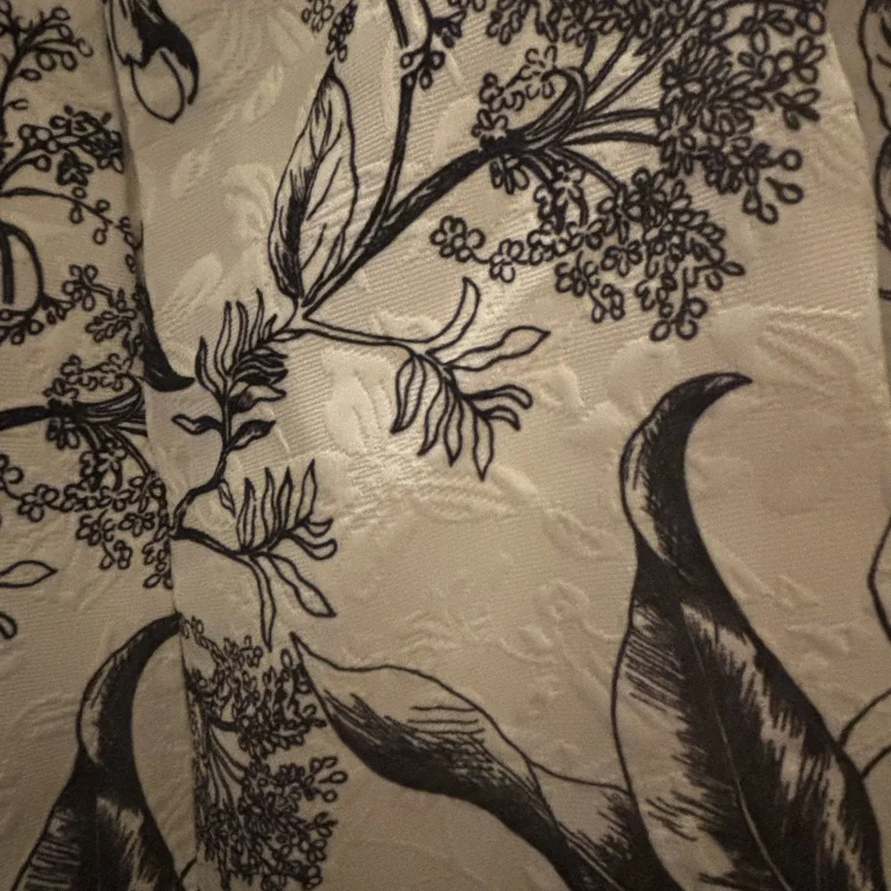 White House Black Market Black & White Floral Circle Skirt - Picture 3 of 6